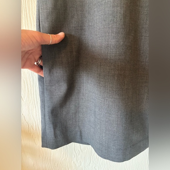 Aritzia Babaton Gray Grey Clay Prestige Sleeveless Square Neck Mini Pocket Dress - Picture 6 of 11